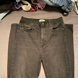 Black skinny jeans high waisted